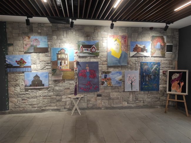 Kars'ta mahkumların el emekleri sergilendi